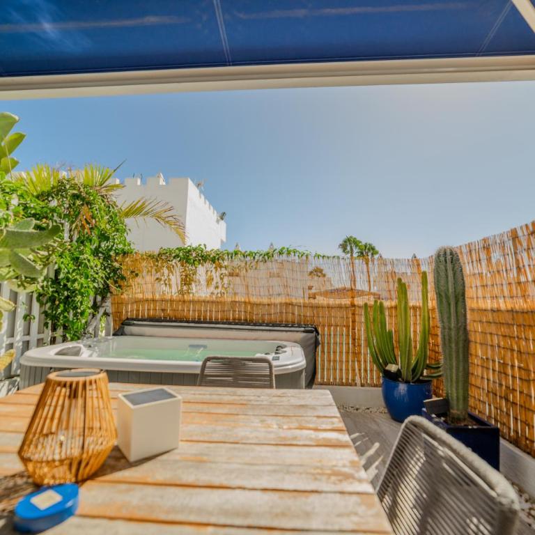 Bungalow jacuzzi PDI terraza - Apartamento de 1 dormitorio - 13