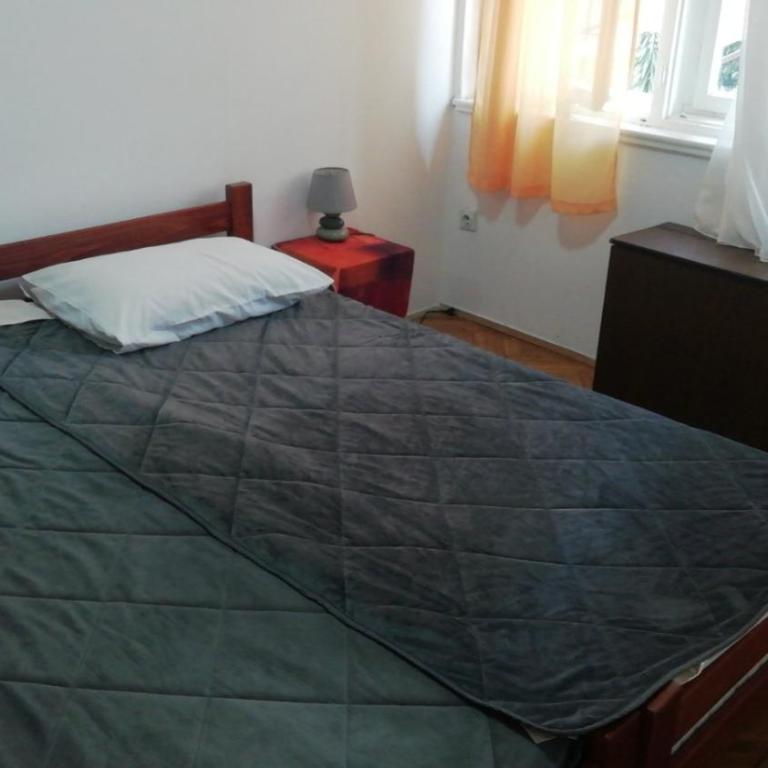 Retro Apartment near to city center Herceg Novi - One-Bedroom Apartment - 2