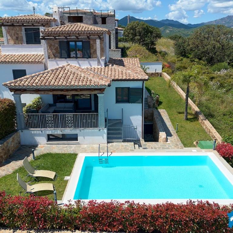 Villa con piscina by budoniaffiti - Villa - 8
