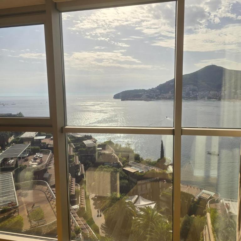 Harmonia Budva 1 - Standardna Dvokrevetna Soba sa Bračnim Krevetom i Zajedničkim Kupatilom - 6