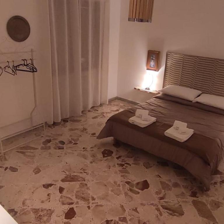 Central House - Appartamento con 1 Camera da Letto e Vista Giardino - 8