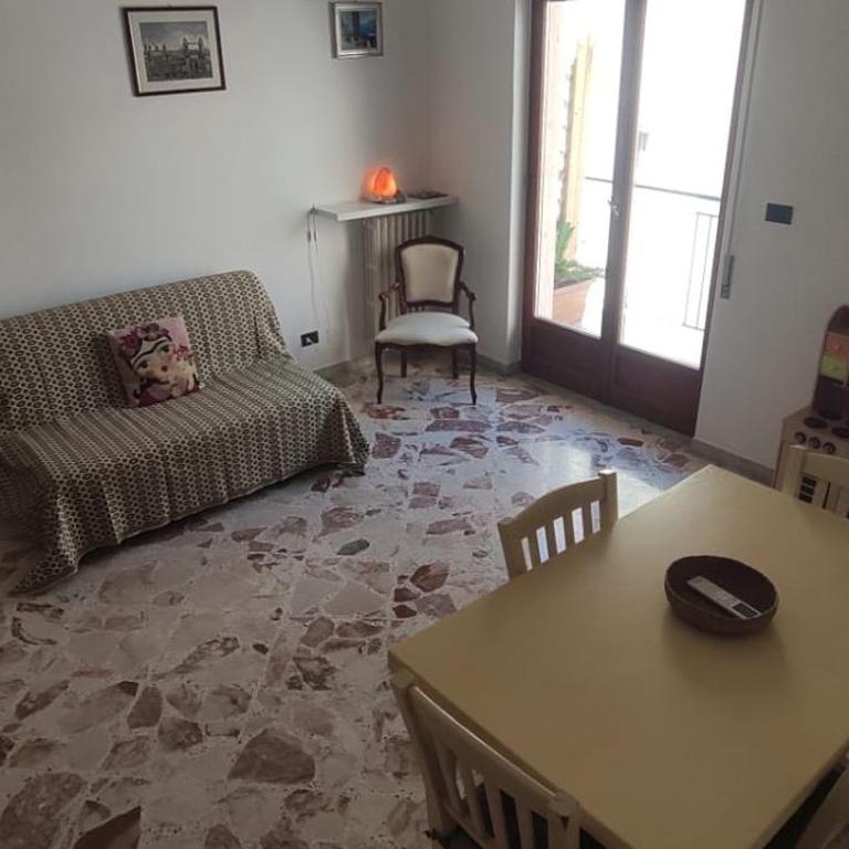 Central House - Appartamento con 1 Camera da Letto e Vista Giardino - 35