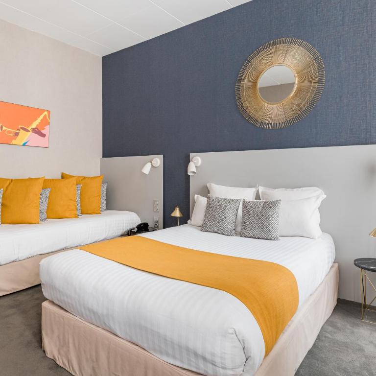 Globe Et Cecil - Chambre Triple avec Baignoire - 5