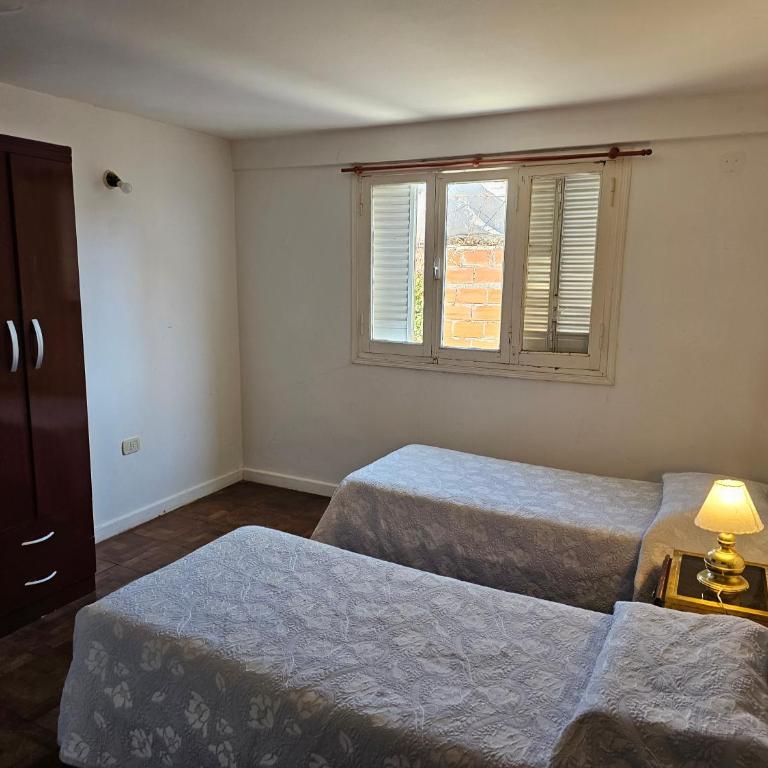 Depto céntrico con terraza - Apartamento de 2 dormitorios - 9