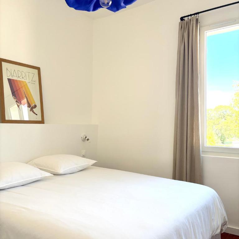 Maison Poumo, Piscine, clim & padel privé,12 pers - Vacation Home - 25