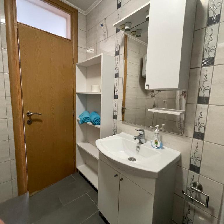 Apartman Elif - Two-Bedroom Standard Apartment - 14