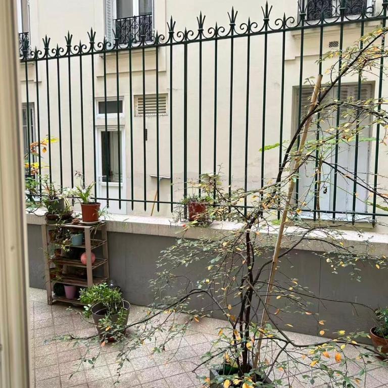 Charming Parisian studio at Rue Coysevox - Appartement 1 Chambre - 10