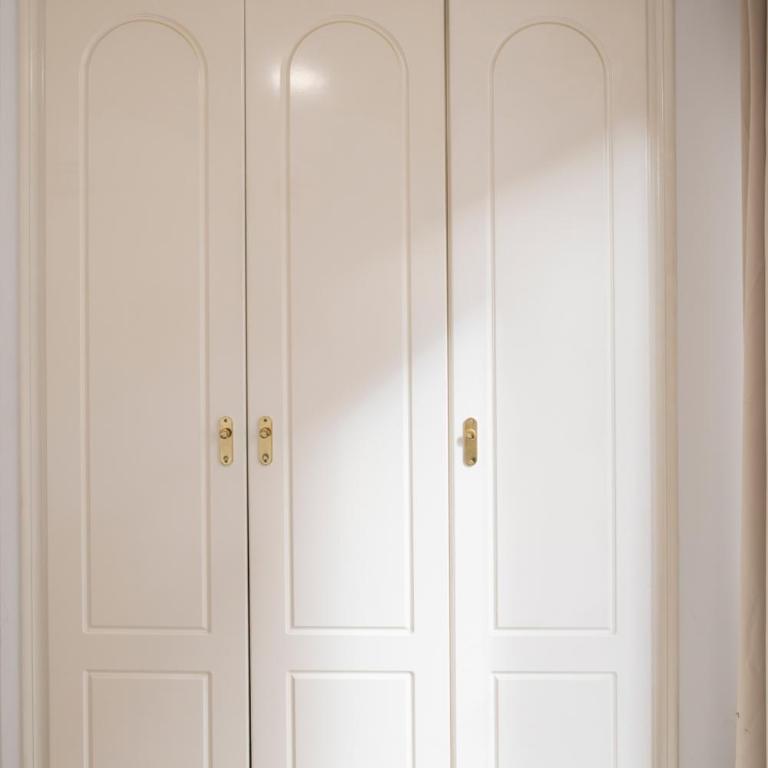 Serrano Park - One-Bedroom Apartment - 9
