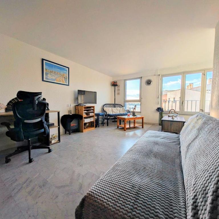 Cap d Agde T4 Duplex Center Port Private Parking WIFI Air Conditioning - Apartment - 70