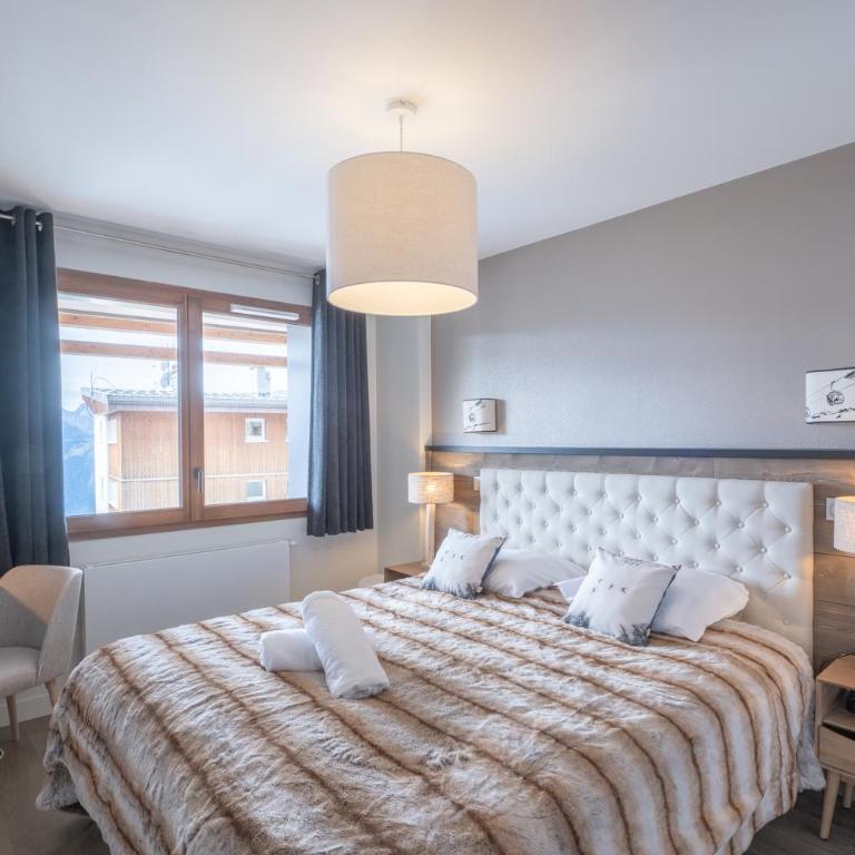 Alpe d'Huez Houses - Chez Robin - Fermes de l'Alpe - Flambant neuf et magnifique 4 chambres Plein SUD - Appartement avec Balcon - 17