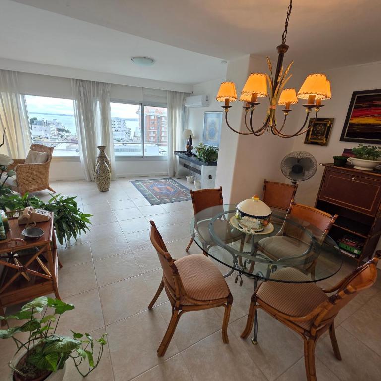 Punta del Este Santos Dumont apto 612 Centrico y a un paso de la playa - Apartamento de 2 dormitorios con vistas a la ciudad - 5