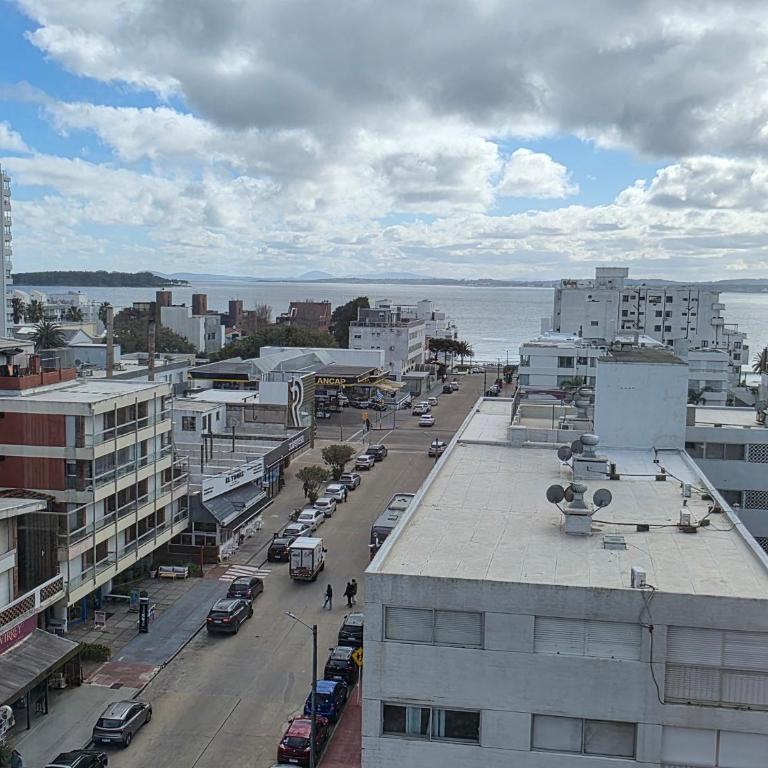 Punta del Este Santos Dumont apto 612 Centrico y a un paso de la playa - Apartamento de 2 dormitorios con vistas a la ciudad - 6
