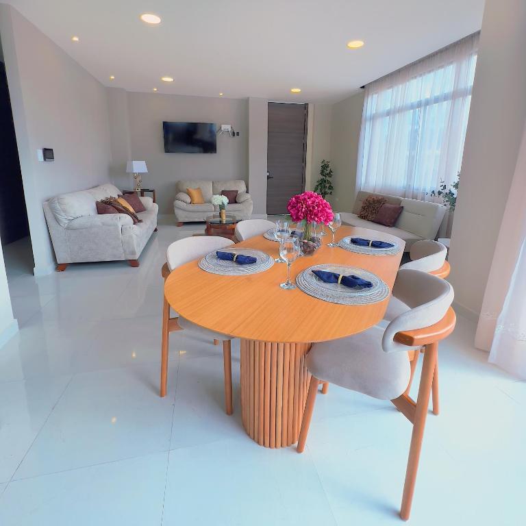 Apartamento a estrenar con la mejor vista de Loja - Apartamento de 3 dormitorios - 3