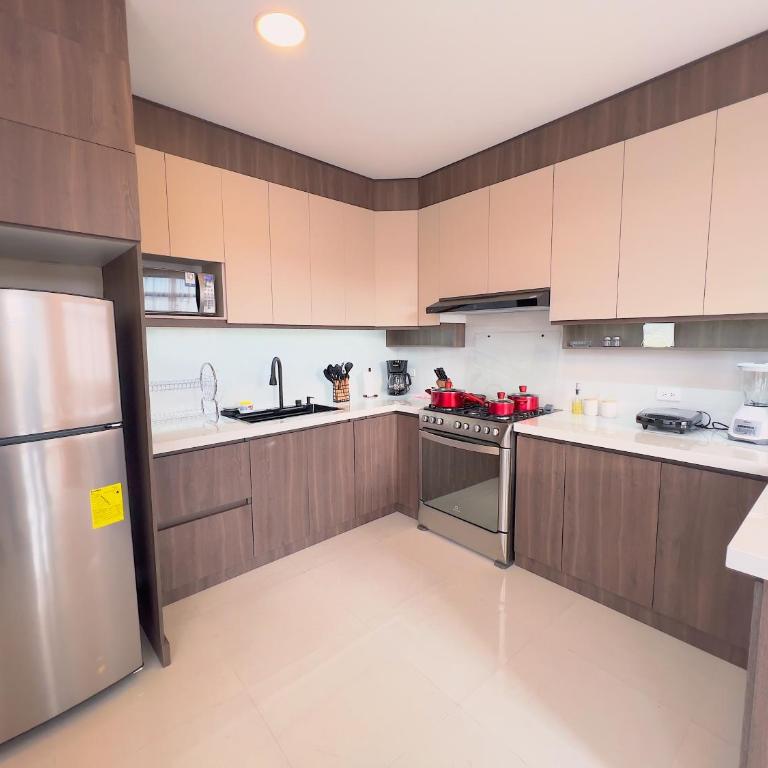 Apartamento a estrenar con la mejor vista de Loja - Apartamento de 3 dormitorios - 5