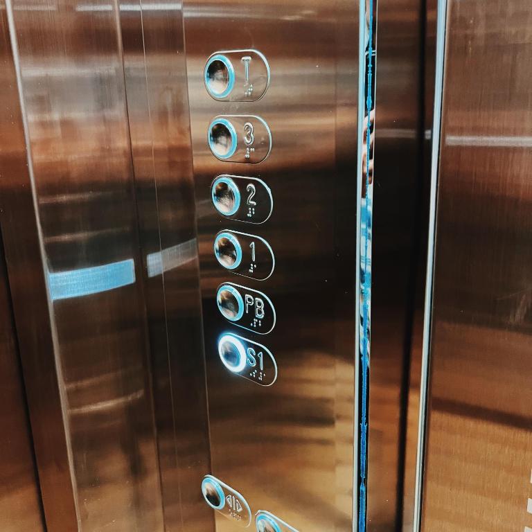 Apartamento a estrenar con la mejor vista de Loja - Apartamento de 3 dormitorios - 20