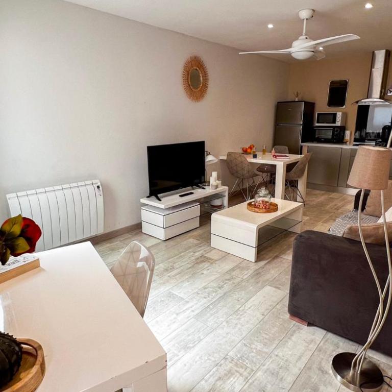 Private parking - ideal for exploring the city - Apartamento de 1 dormitorio - 8