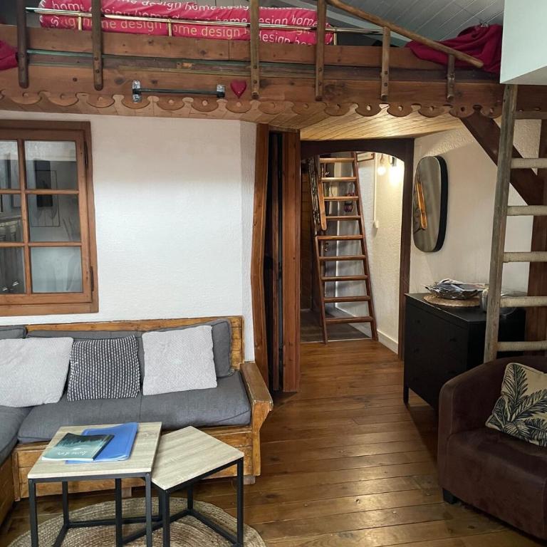 Appartement plein de charme - Cœur vieille ville - Apartment - 11