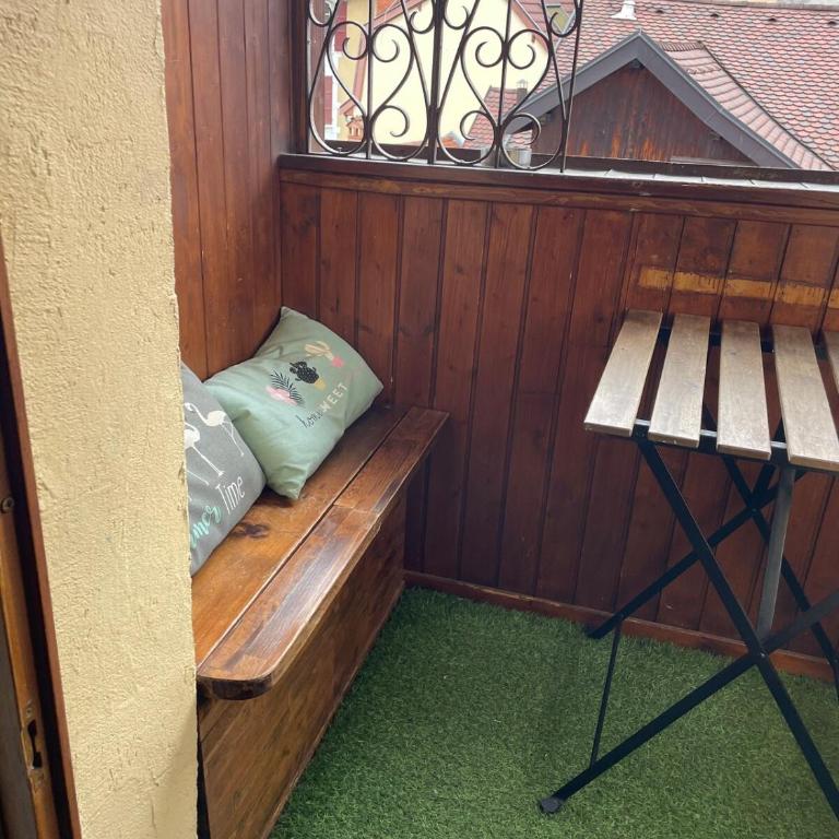 Appartement plein de charme - Cœur vieille ville - Apartment - 18