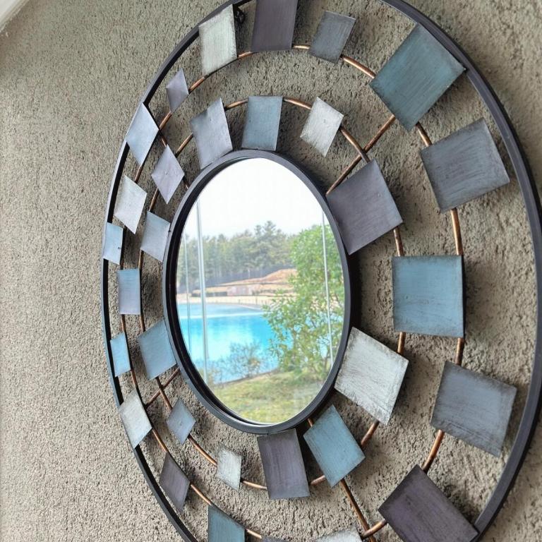 Depto Frente a Laguna y Patio Privado - Two-Bedroom Apartment - 46