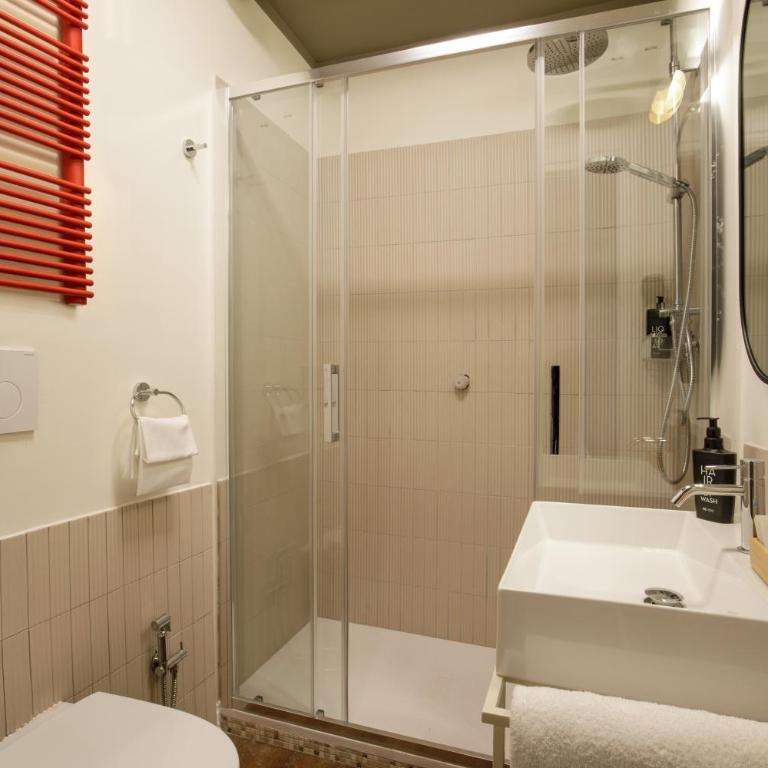Urban Garden Suites - Camera Matrimoniale/Doppia con Letti Singoli con Bagno Privato - 3