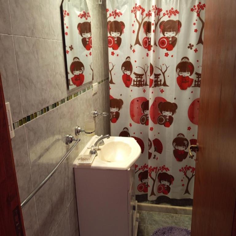 Hostal la Caleta - Quadruple Room with Private Bathroom - 1