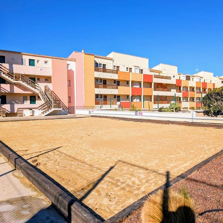 CAP Studio Vue Port Pools Tennis Loggia WiFi Clim - Appartement 2 Chambres - 4