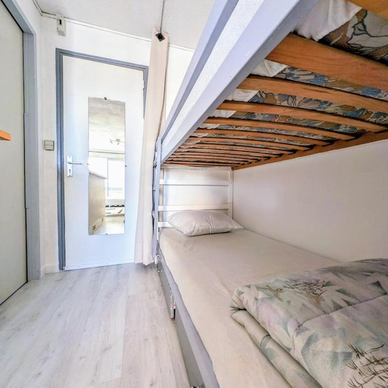CAP Studio Vue Port Pools Tennis Loggia WiFi Clim - Appartement 2 Chambres - 15