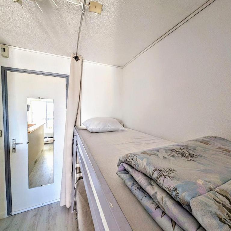 CAP Studio Vue Port Pools Tennis Loggia WiFi Clim - Appartement 2 Chambres - 74