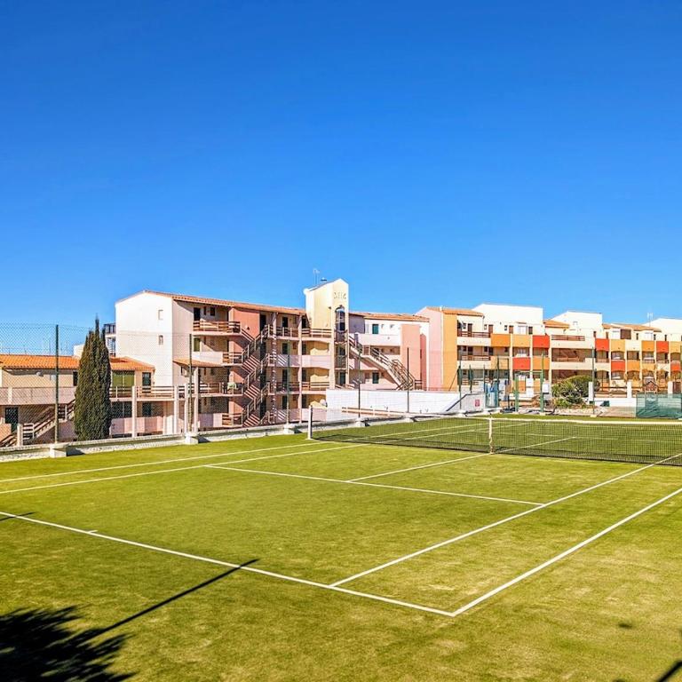 CAP Studio Vue Port Pools Tennis Loggia WiFi Clim - Appartement 2 Chambres - 93