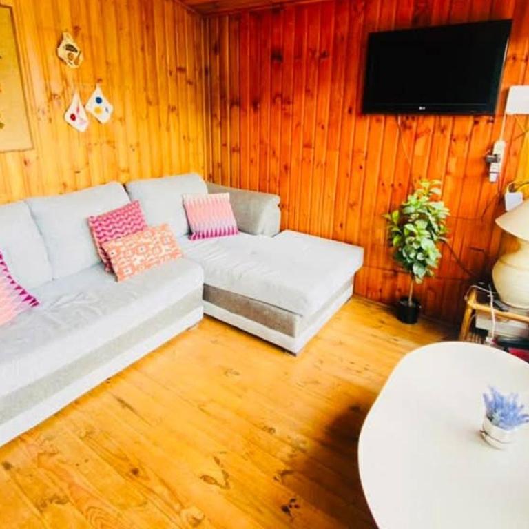 Hospedaje Lilium - Casa de 3 dormitorios - 2