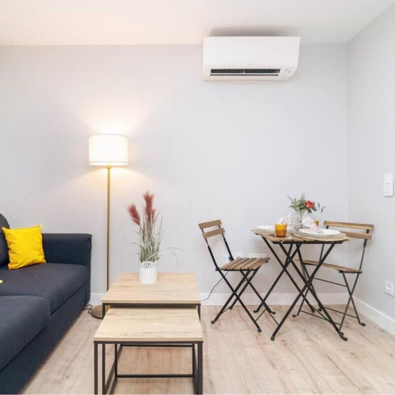 Comfortable Studio in Lavapies - Madrid Center - One-Bedroom Apartment - 1