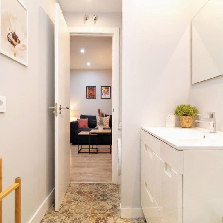 Comfortable Studio in Lavapies - Madrid Center - One-Bedroom Apartment - 5