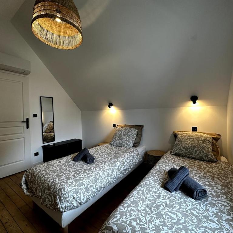 Grande maison de charme avec jardin - Maison 3 Chambres - 35