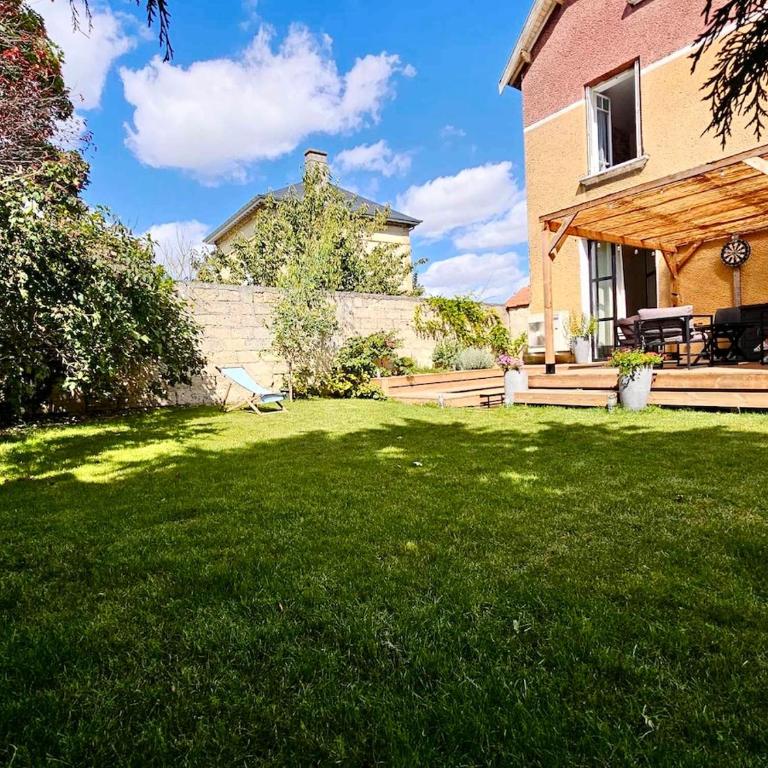 Grande maison de charme avec jardin - Maison 3 Chambres - 19