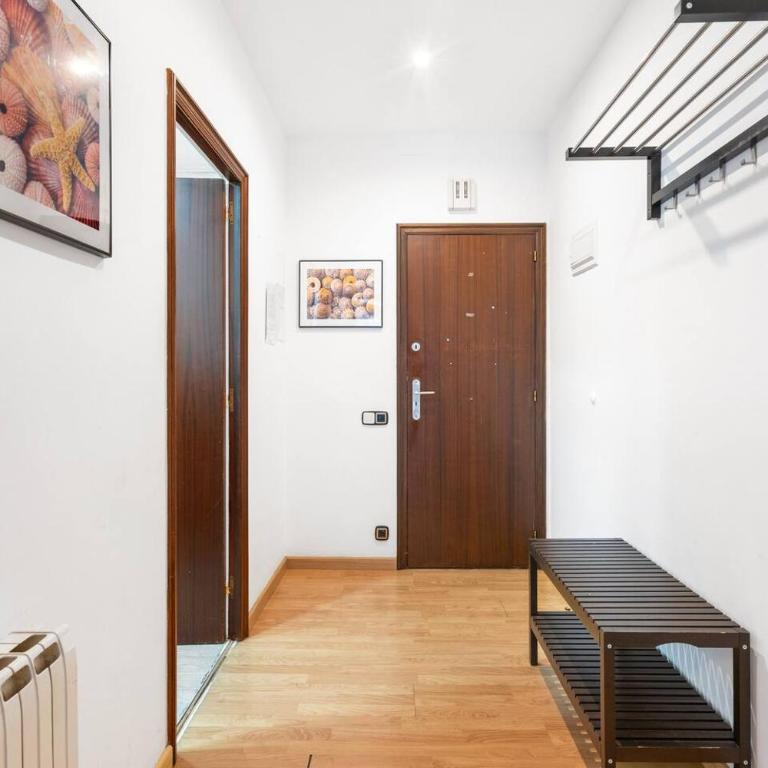 Sunny Terrace Retreat AC 3BR2BA - Apartment - 25