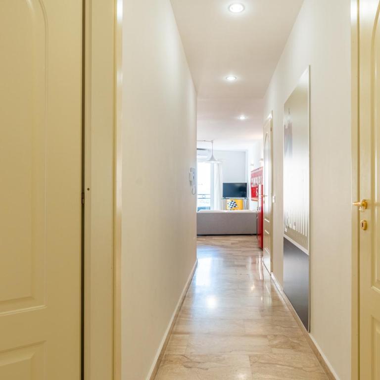 Appartamento Cagliari centro con vista sul porto - Appartamento con 2 Camere da Letto - 25