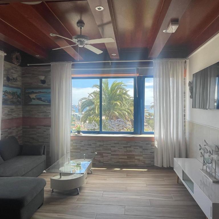 Costa Mar 90m 2 dormitorios, Primera línea del mar, 20 metros de playa Bastian - Apartamento de 2 dormitorios con vistas al océano - 2