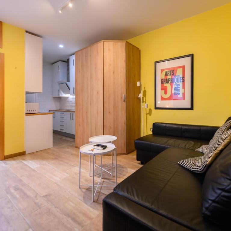 For You Rentals Encantadora vivienda TEMPORAL a pocos minutos del metro Lavapies ZUR3324 - Studio with Sofa Bed - 23