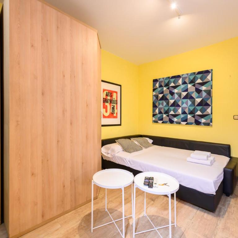 For You Rentals Encantadora vivienda TEMPORAL a pocos minutos del metro Lavapies ZUR3324 - Studio with Sofa Bed - 14