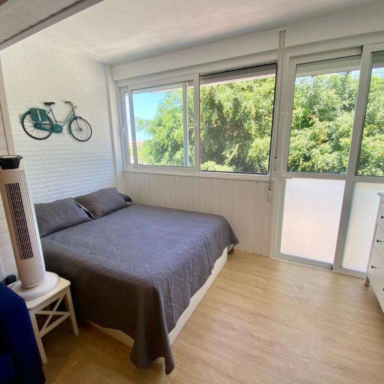 Loft playa Torviscas,garaje gratis - Apartamento de 1 dormitorio - 2