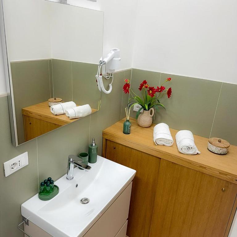 Accommodation in Rome near Termini Loft San Lorenzo - Appartamento con 1 Camera da Letto - 10