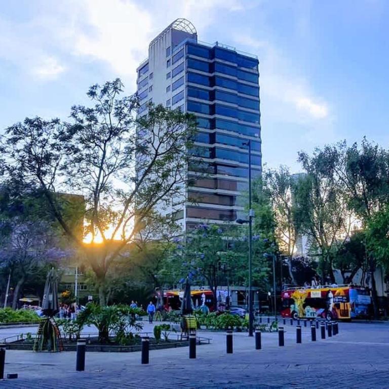 Unique & Spectacular Panoramic Views Top Location - Apartment - 60