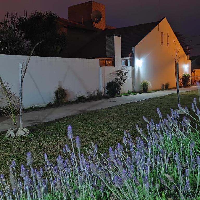 Casa playa Quequen a dos cuadras del mar - Casa de 2 dormitorios - 14
