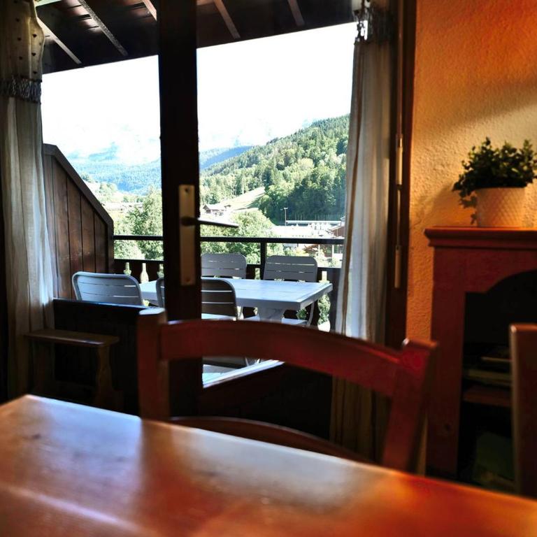Charmant 2 pièces + mezzanine, 42m², 4 pers, balcon sud, proche commerces et ski bus au Grand-Bornand - FR-1-458-155 - Apartamento - 3