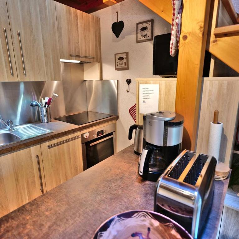 Charmant 2 pièces + mezzanine, 42m², 4 pers, balcon sud, proche commerces et ski bus au Grand-Bornand - FR-1-458-155 - Apartamento - 13