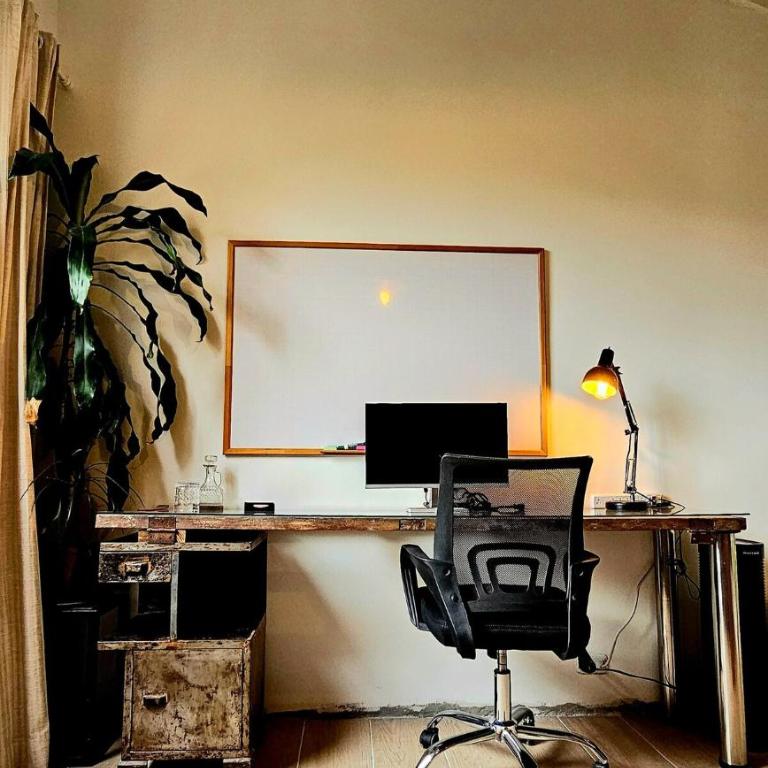 Homely Penthouse in Provenza - Two-Bedroom Apartment - 5