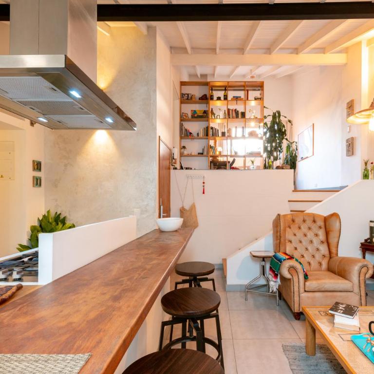 Homely Penthouse in Provenza - Two-Bedroom Apartment - 39