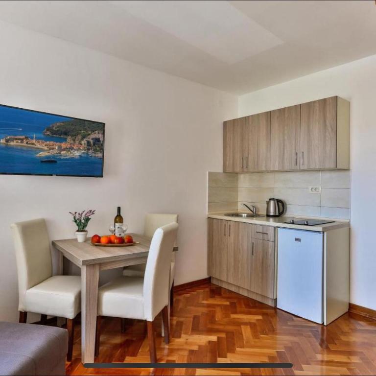 Villa Kosta - Obiteljski apartman sa dvije spavaće sobe s pogledom - 20