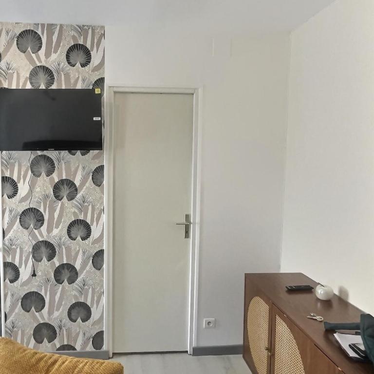 Superbe Cosy Studio Ideal pour les professionnels et les couples en déplacement PROCHE GARE et toutes commodités - Appartamento con 1 Camera da Letto - 10