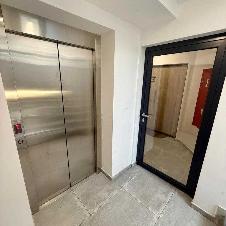 Apartment Jedra Sarajevo I Near Center & Station - Three-Bedroom Apartment - 37